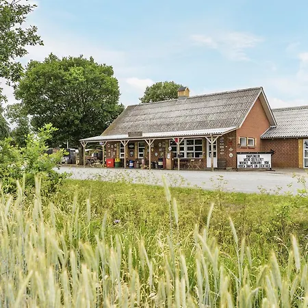 Knaplund Distillery | Country house *