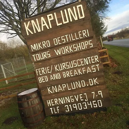 Knaplund Distillery | *