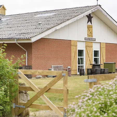Country house Knaplund Distillery | Tarm